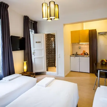 Хостел Central City Hostel